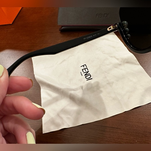 Fendi FF0296s irregular-frame sunglasses AUTHENTIC! - Picture 6 of 14